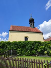 St. Leonhard (erbaut um 1200) - Wall